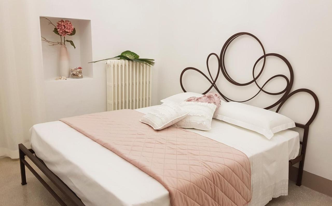 סנטה צזריה טרמה Villa Cesarea Dimora Di Charme מראה חיצוני תמונה